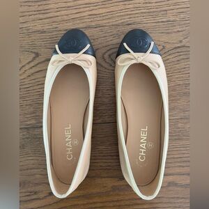 Chanel Ballet Flats - Lambskin beige & black 38.5